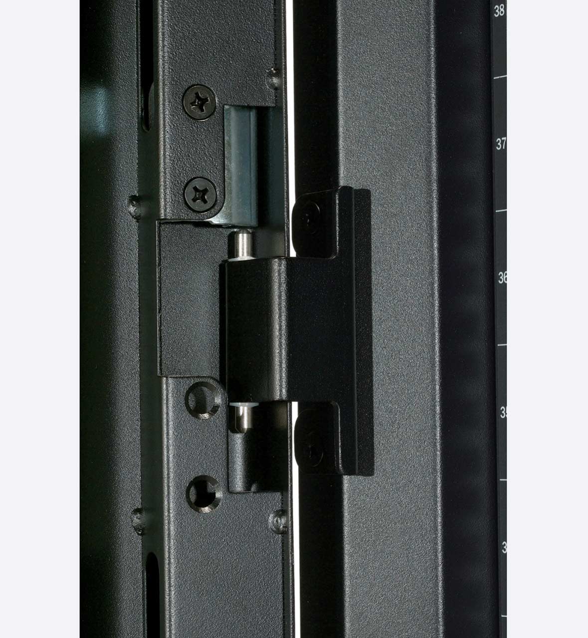 APC NetShelter SX, Server Rack Enclosure, 45U, Black, 2124H x 600W x 1200D mm - Image 10